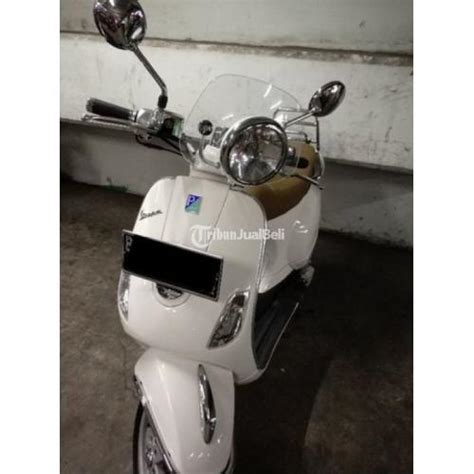 Vespa Lxv V Ie Tahun Gress Km Like New Di Jakarta Pusat