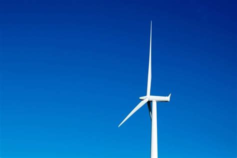 Wec Energy Group Acquires Stakes In Coyote Ridge Wind Farm