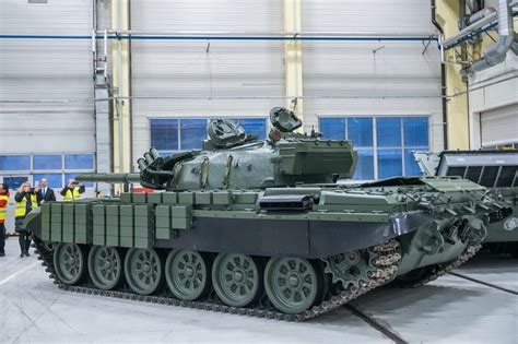 Czech Company Excalibur Army Modernizes T 72b Main Battle Tanks For