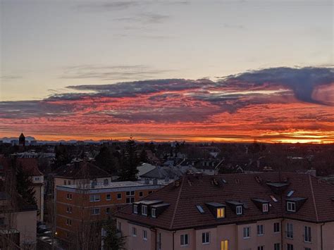 Beautiful sunset today : r/Munich