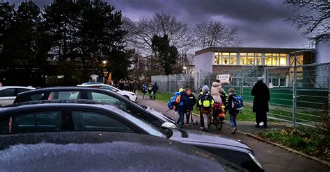 Chaos Vor Mettmanns Grundschulen Durch Elterntaxis