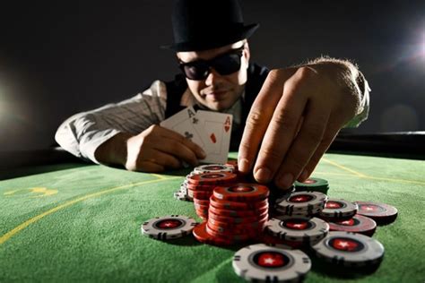 Poker Styles: How to Beat Aggressive Poker Players - Poker Journal