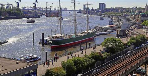 Hamburg Toegangsbewijs RICKMER RICKMERS Museum GetYourGuide