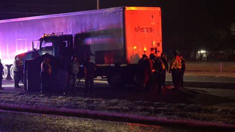 Big Rig Jackknifes Crashes Into Suv Along Southwest Bexar County Highway