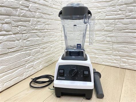 【やや傷や汚れあり】★vitamix バイタミックス ブレンダー ミキサー ジューサー フードプロセッサー Vm0202 蓋は新品★の落札情報