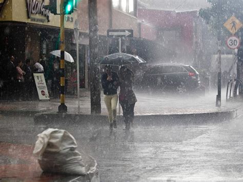 Fotos Lluvia en Bogotá Galería de Fotos ELTIEMPO