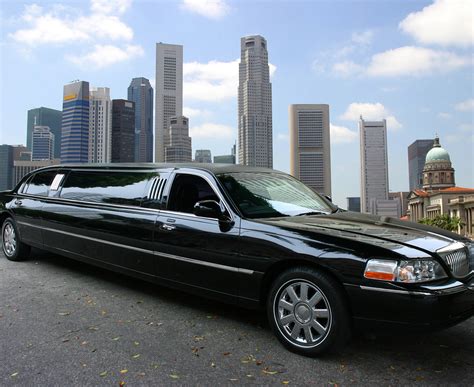 features   luxurious limousine service united limousine