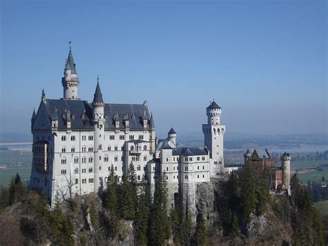 Neuschwanstein Castle - Fussen, Germany | Beautiful places ...