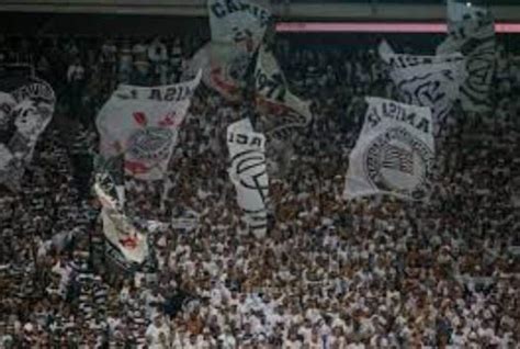 Principal Organizada Do Corinthians Convoca Torcedores Para Protesto No