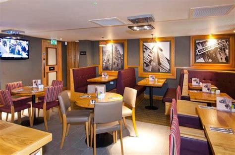 Premier Inn London Leicester Square Hotel - UPDATED 2018 Prices & Reviews (England) - TripAdvisor