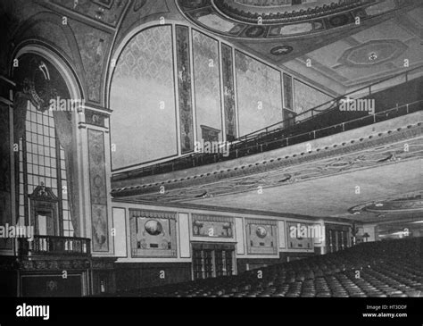 1920s movie theater interior hi-res stock photography and images - Alamy