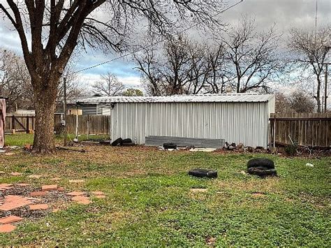 1005 SE 3rd St Knox City TX 79529 MLS 20516236 Zillow