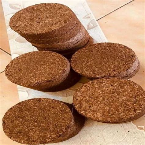 Round Coir Coco Peat Disc Packaging Type Loose At Rs Piece In