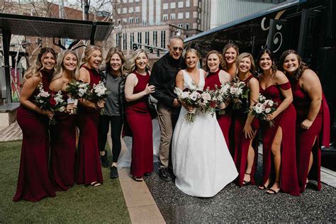 Tom Hanks Photobombs Pittsburgh Bride On Her Wedding Day