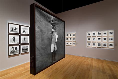 Últimos dias e tour virtual na exposição do fotógrafo Walter Firmo no