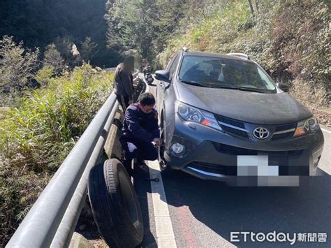 新北洗腎男獨自開車環島南橫自撞爆胎 警頂3度低溫救援 Ettoday社會新聞 Ettoday新聞雲