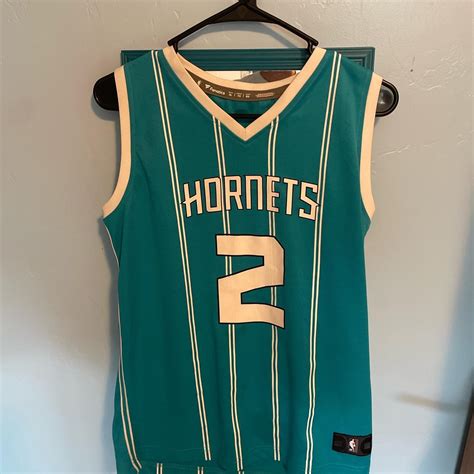 Lámelo Ball Jersey #2 NBA Hornets Youth XL - Depop