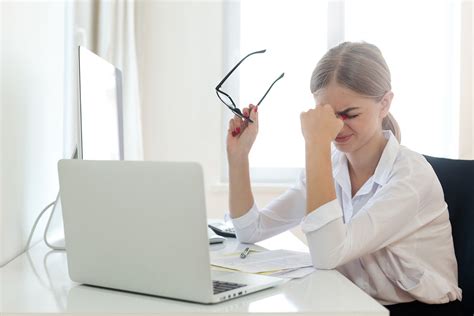 5 Tips To Help Minimize Eye Strain