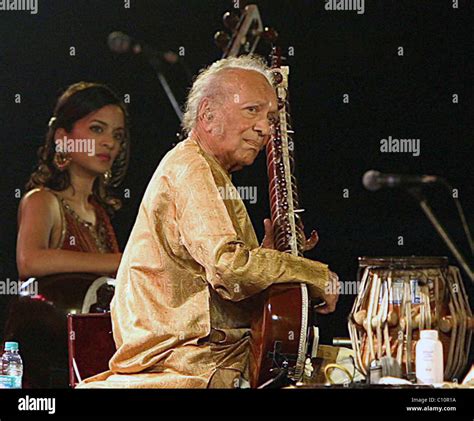 Ravi Shankar And Daughter Anoushka Shankar Performing At The Netaji