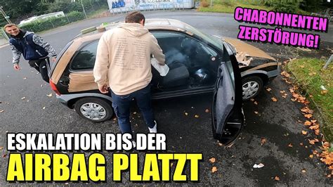 Zwei Praktikanten Bringen Airbag Zum Platzten Zerst Rung Part