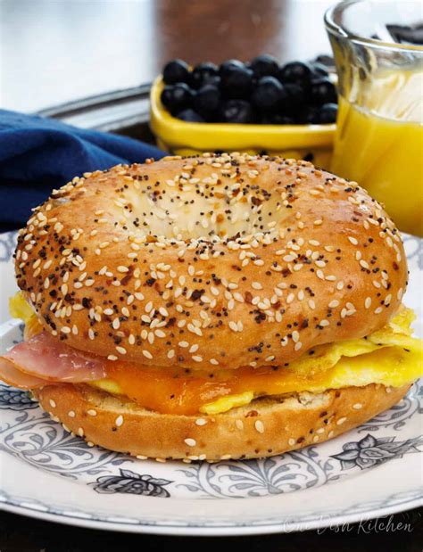 Breakfast Bagel Sandwich Done In 10 Minutes One Dish Kitchen