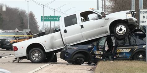 Police Cruiser Is Crushed By Truck During Chase Ohio Cops Say Officer