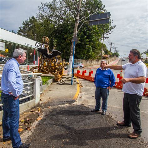 Saae Salto Sp Prefeito E Secretário Vistoriam Início Das Obras Na Ponte Da Avenida Getúlio