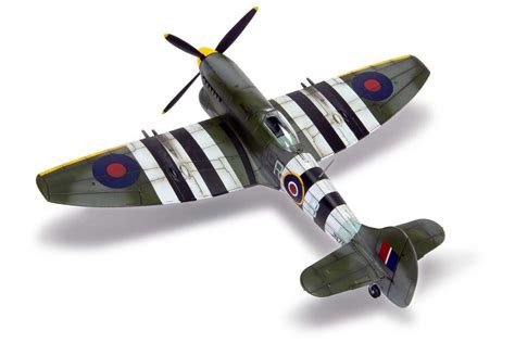 Airfix Classic Kit Letadlo A02109 Hawker Tempest Mk V 1 72