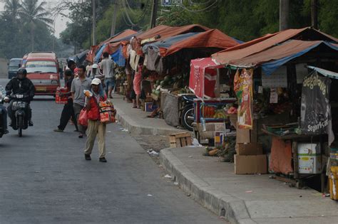 Penataan Pedagang Kaki Lima Harus Sinergis Dengan Penataan Lokasi