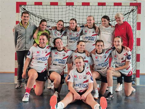 Équipes U15F CA Pontarlier Handball