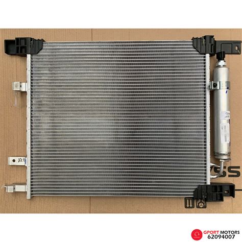 Radiador De Aire Acondicionado Nissan Versa Gport Motors