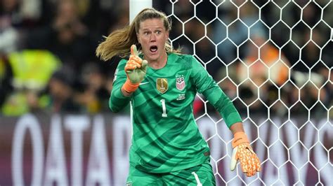 Goalkeeper Alyssa Naeher Uswnts World Cup Over By A Millimeter Espn