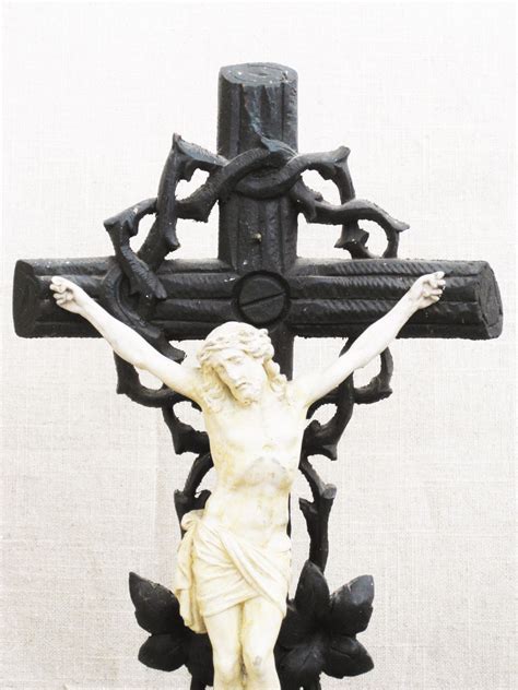 Vintage Standing Crucifix Of Jesus Christ On The Cross European