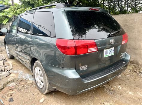 Extremely Clean Registered Toyota Seinna With Leather Seat