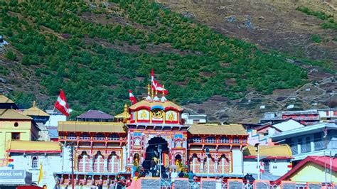 Badrinath Temple Wallpapers Top Free Badrinath Temple Backgrounds Wallpaperaccess