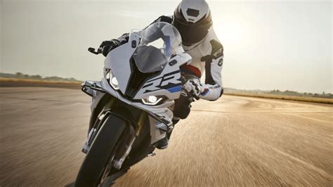 Bmw Motorrad Le A Ade Una Importante Dosis De Mejoras A Su Potente S Rr