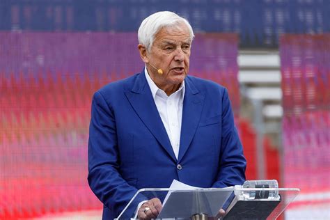 Dr David Jeremiah Delivers Convocation Message On Rejecting Falsehoods