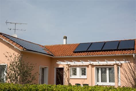 Un Simulateur De Production Dénergie Solaire Installation Photovoltaïque