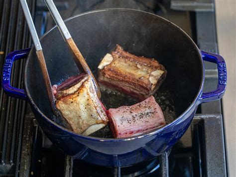 Beef Short Ribs & Gravy - I Am Homesteader