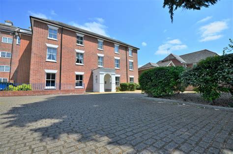 Colchester Road West Bergholt 2 Bed Penthouse For Sale £230 000