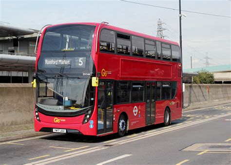 Go Ahead London Blue Triangle Buses Eh Yw Juu Ca Flickr