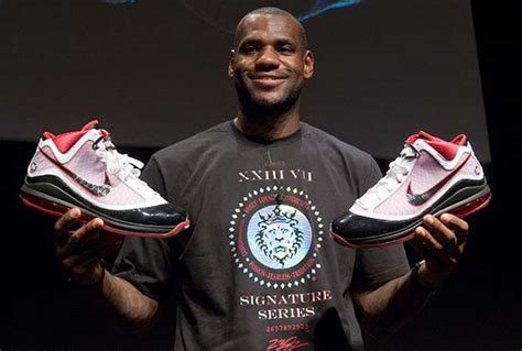 Lebron James Signs Lifetime Contract With Nike Los Angeles Sentinel