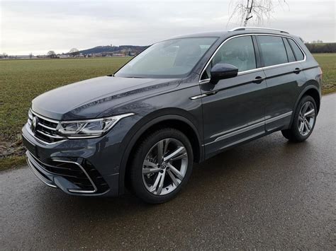 Volkswagen Tiguan R Line Tdi Dsg Motion Ahk Navi Cockpit Eu