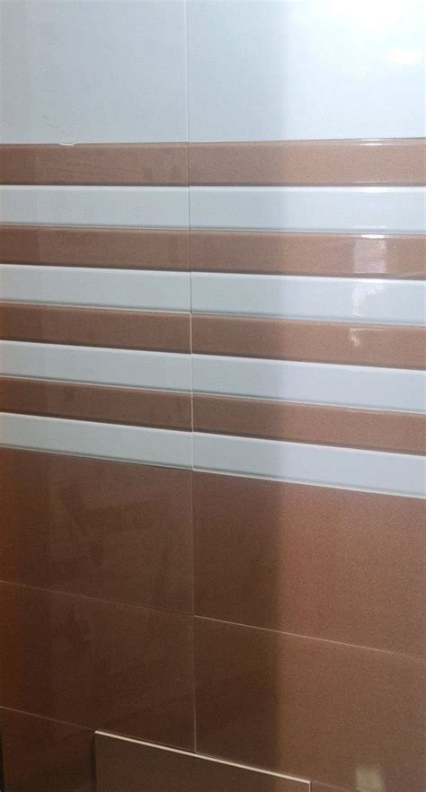 Matte 10mm Ceramic Bathroom Wall Tile Size 1x1 Feet 300x300 Mm At Rs