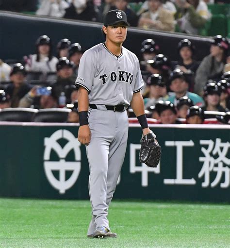 【巨人】日本ハムからトレード加入の郡拓也が予告どおり？ 4番で初出場 プロ野球写真ニュース 日刊スポーツ