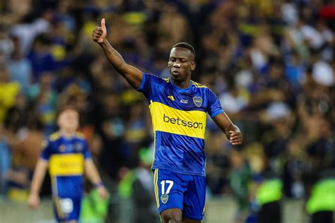 Boca Juniors Recusa Proposta Do Botafogo Por Adv Ncula Metr Poles