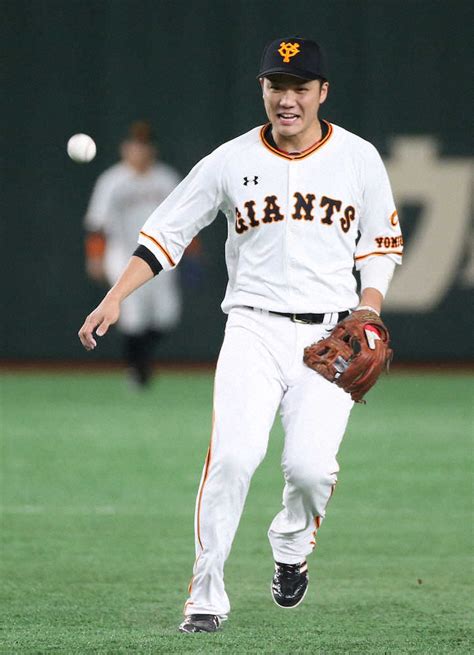 巨人 坂本勇2年ぶりゴールデン・グラブ賞「誇りに思う」！丸は7年連続7回目― スポニチ Sponichi Annex 野球