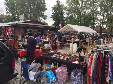 グリーンローン・グローブ・フリー・マーケット Greenlawn Grove Flea Market 貴婦人たちのマイセン