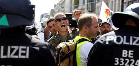 Polícia de Berlim dispersa protesto contra medidas para conter