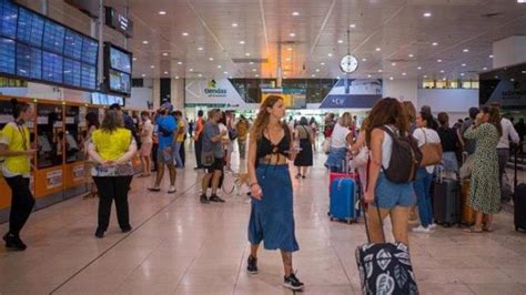 Abonos Gratuitos De Renfe Para Rodalies En Barcelona C Mo Conseguirlos